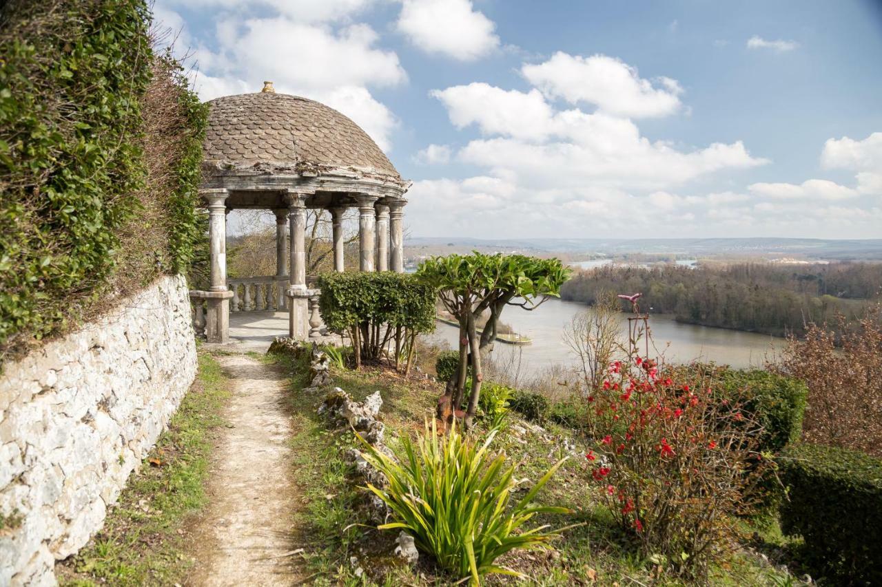 Отель Domaine De La Corniche Rolleboise Экстерьер фото